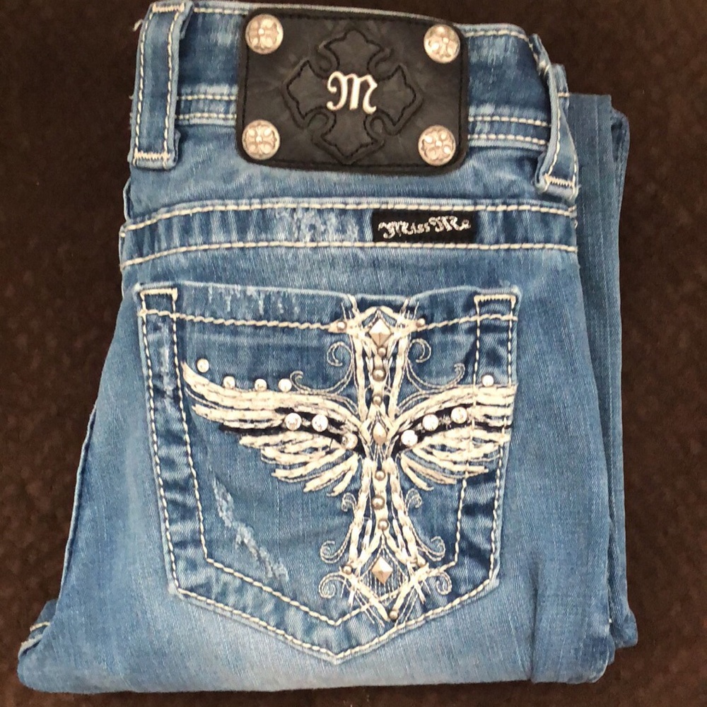 SOLD Miss me skinny jeans